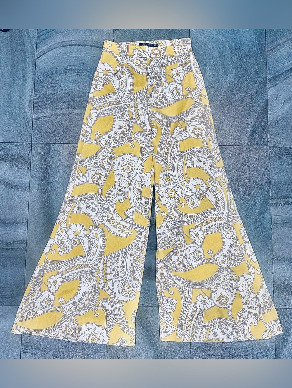 Women’s  Zara Yellow Paisley Print Wide Leg  Palazzo Pants Size S